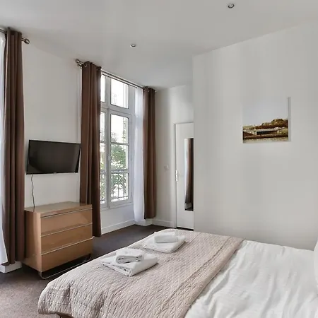 Luckey Homes- Rue Beranger *