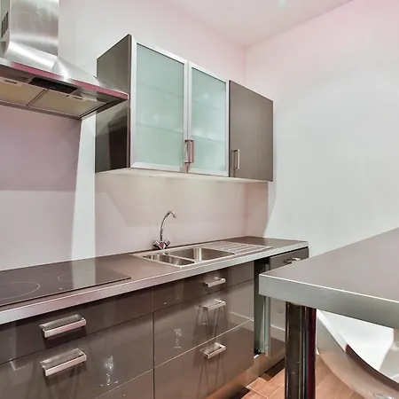Luckey Homes- Rue Beranger *