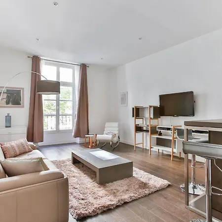 Luckey Homes- Rue Beranger Paryż